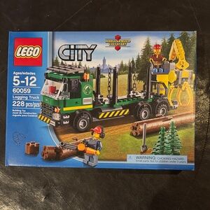 LEGO City Green and Black Logging Truck Set